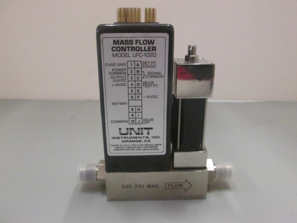 Unit UFC-1020A, Mass Flow Controller MFC, CCL3F, 25 SCCM, Used