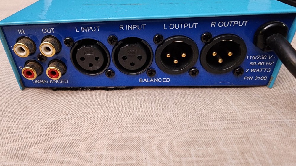 Henry Engineering The Matchbox HD IHF Pro Stereo Interface Amplifier