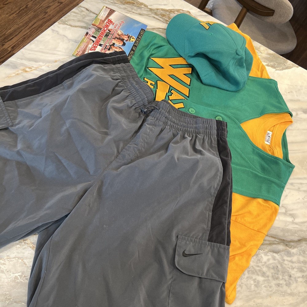 The Benchwarmers 2006 , Screen used - Wayne Hardware Outfit - Tim Meadows