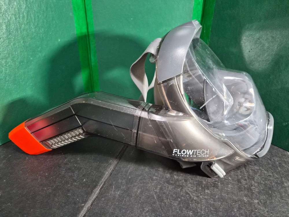oceanic flowtech full face mask snorkel