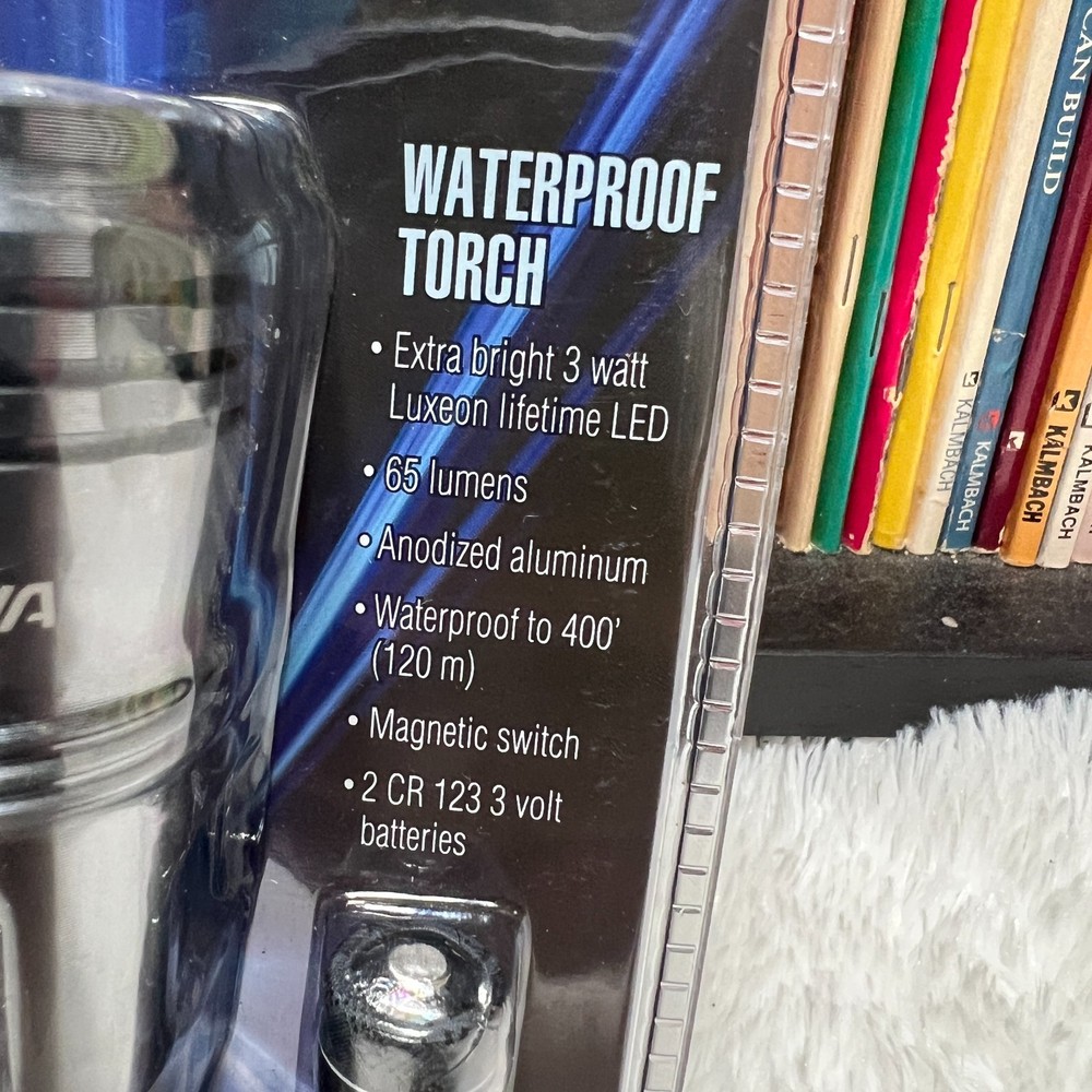 INTOVA LIGHT WATERPROOF TORCH DIVERS LED LIGHT