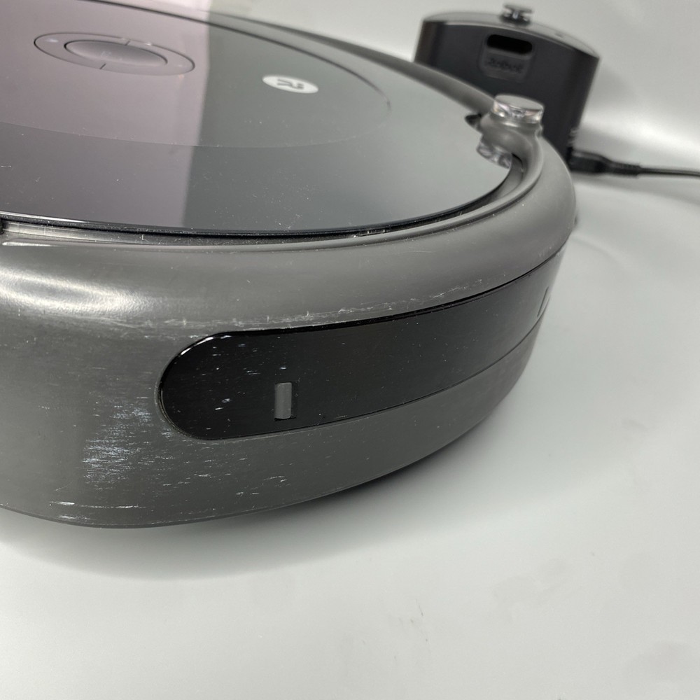 Roomba Vac Essential Q012020