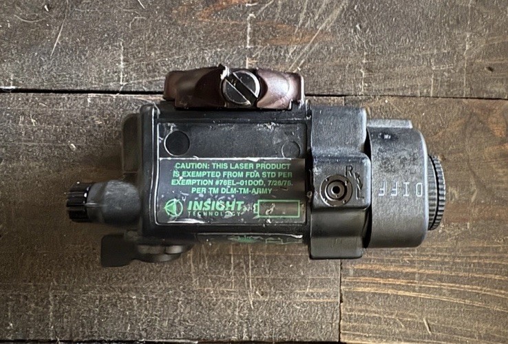 Insight PEQ-14 IR/Visible Laser & White Light IR ILLUMINATOR + Diffusers
