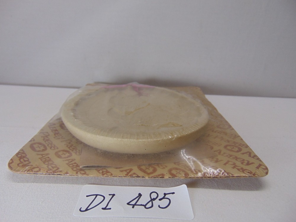 ABBEY PRESS EASTER BUNNY SHORT BREAD COOKIE MOLD NEW NOS