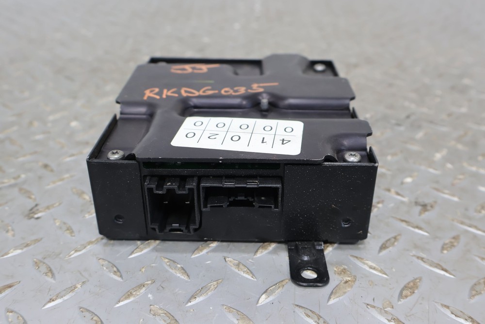19-23 Ram 2500 Power Inverter Control Module (68302053AD) OEM
