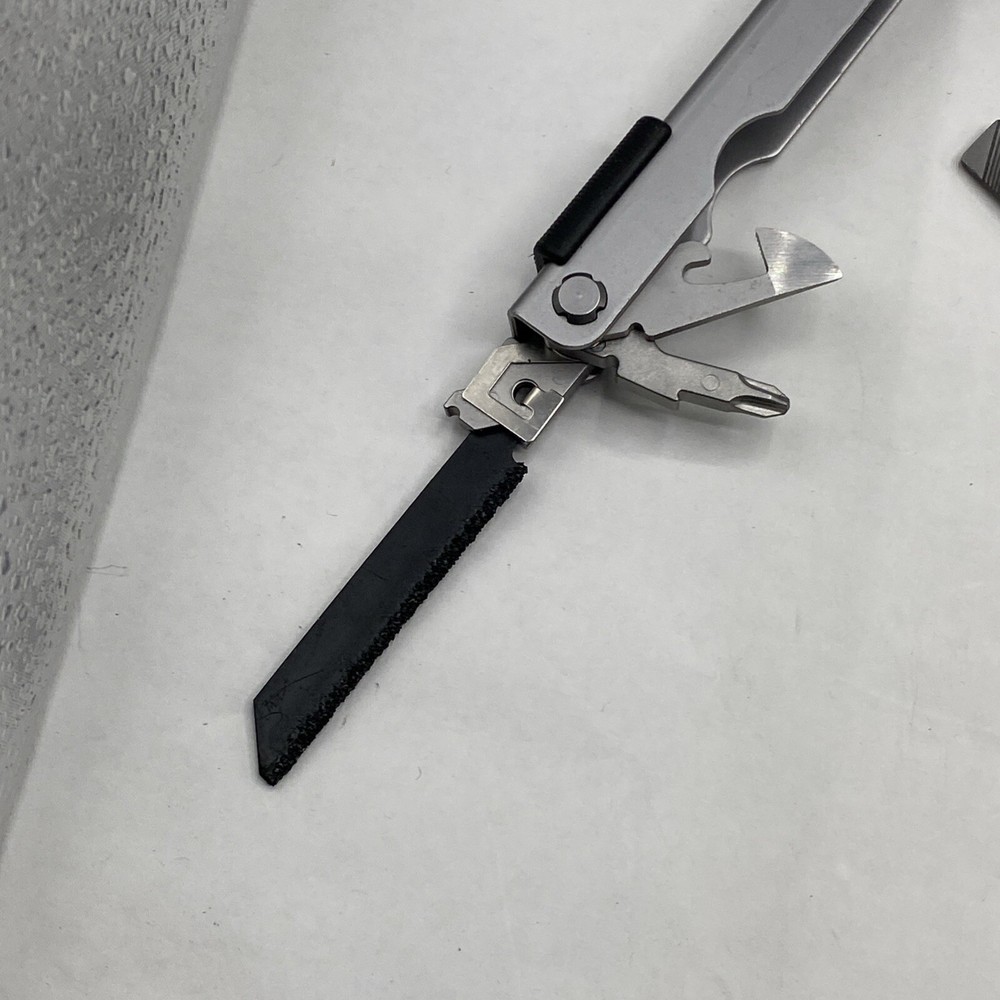 Gerber MP 600 Woodsman with Carbide Cutters Multi tool - Silver