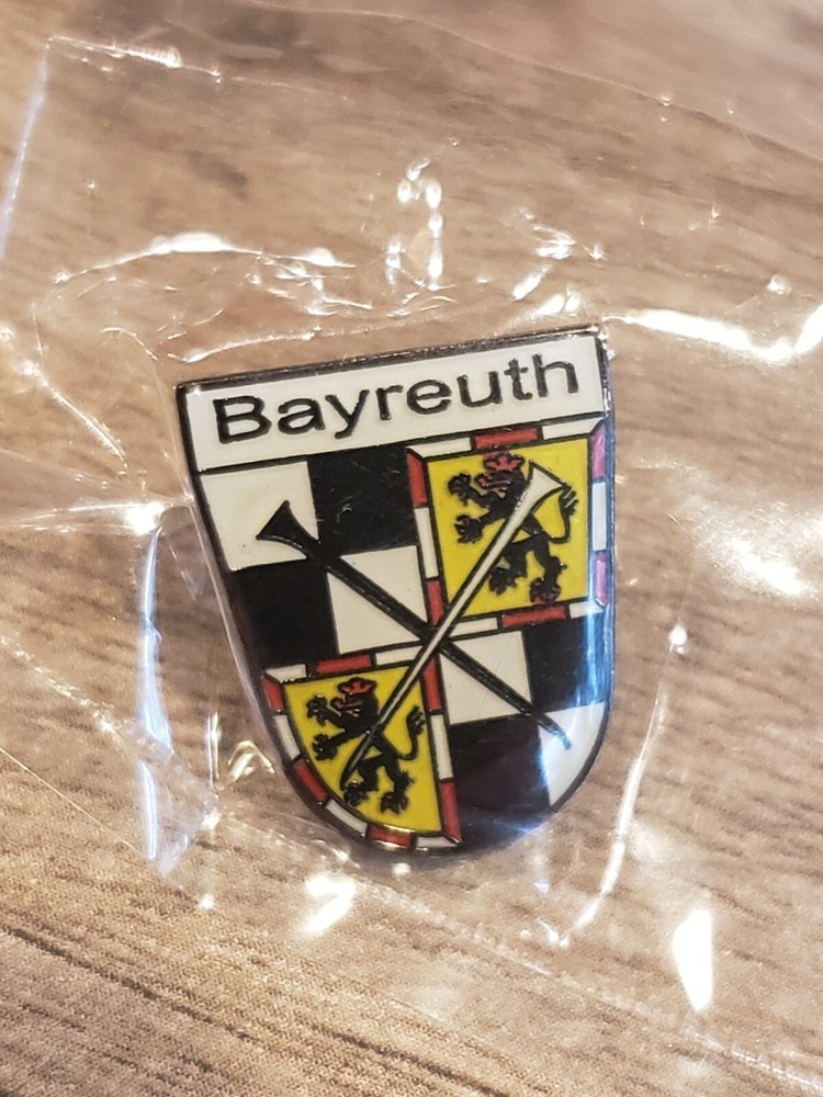 Bayreuth - German Hat Lapel Pin HP6036