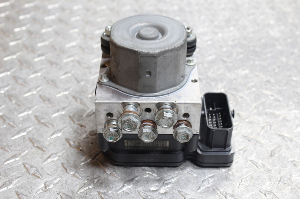 Genuine Harley Davidson Touring ABS Pump Controller Module Unit 2014-2016