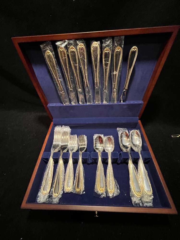 40 Pieces Stainless Flatware, Gold Bead Trim, 8 Place Settings
