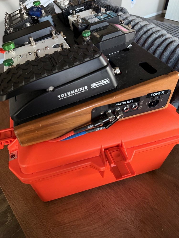 Tour Ready Pedalboard Rig