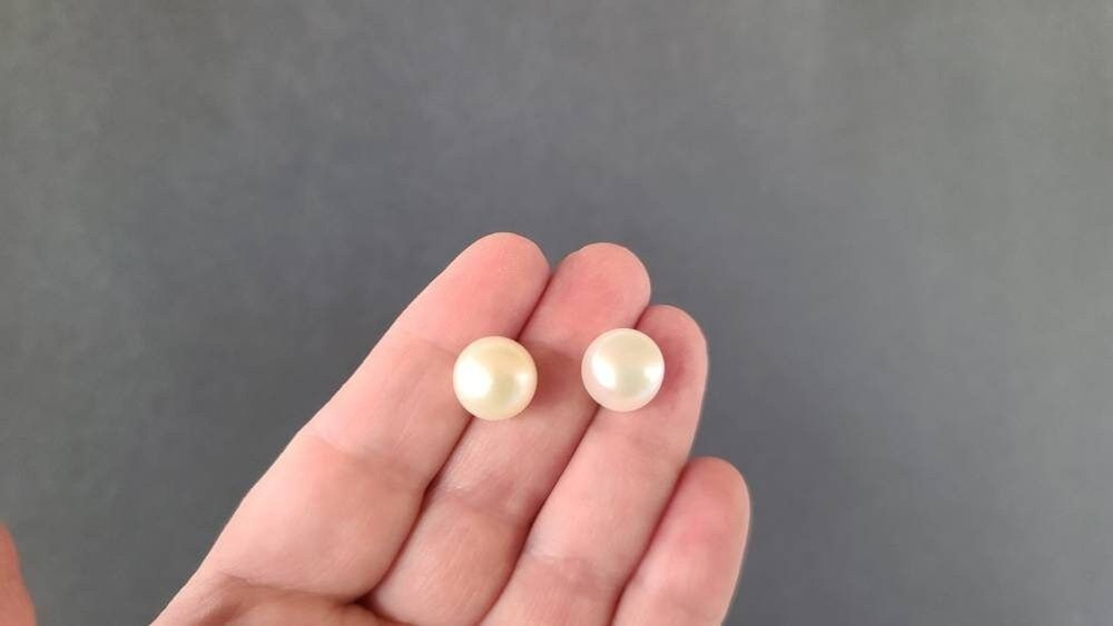 925 Pearl Stud Earrings
