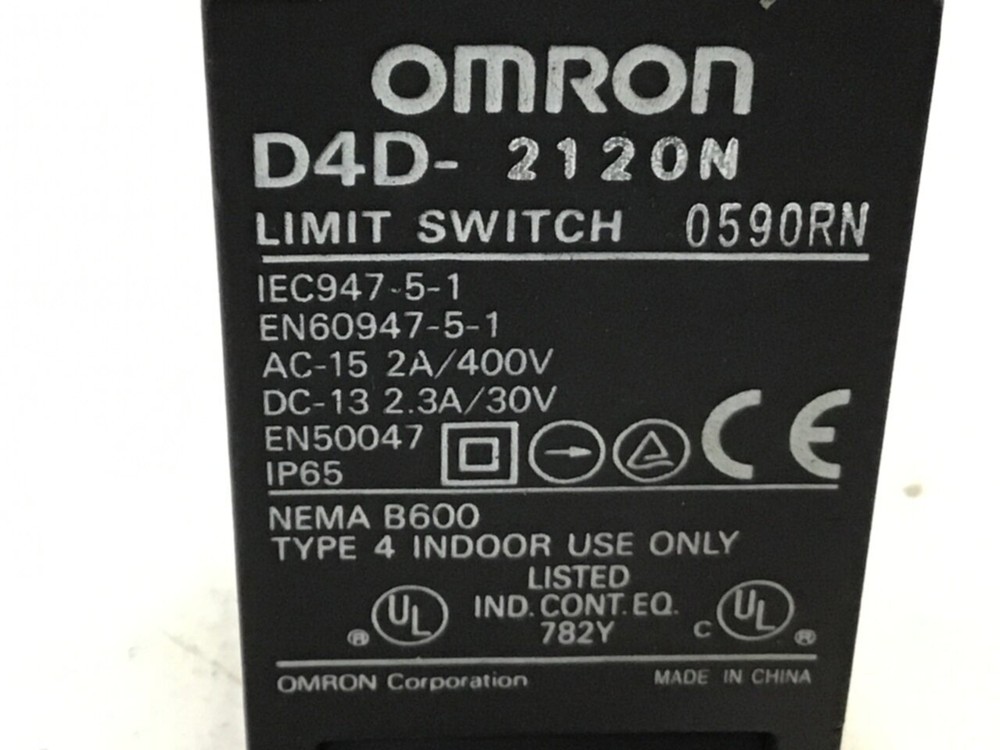 OMRON Limit Switch D4D-2120N Used #121625