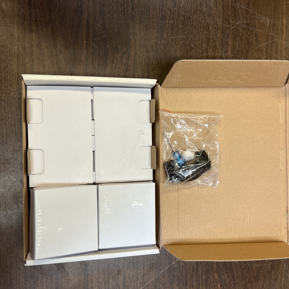 TRIPP LITE B130-111 VGA OVER CAT5 EXTENDER REPEATER TRANSMITTER TRANSCEIVER