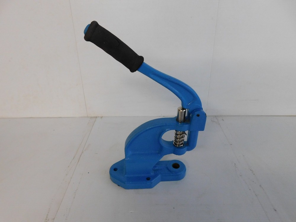 ^^ HAND PRESS GROMMET MACHINE (PLM99)