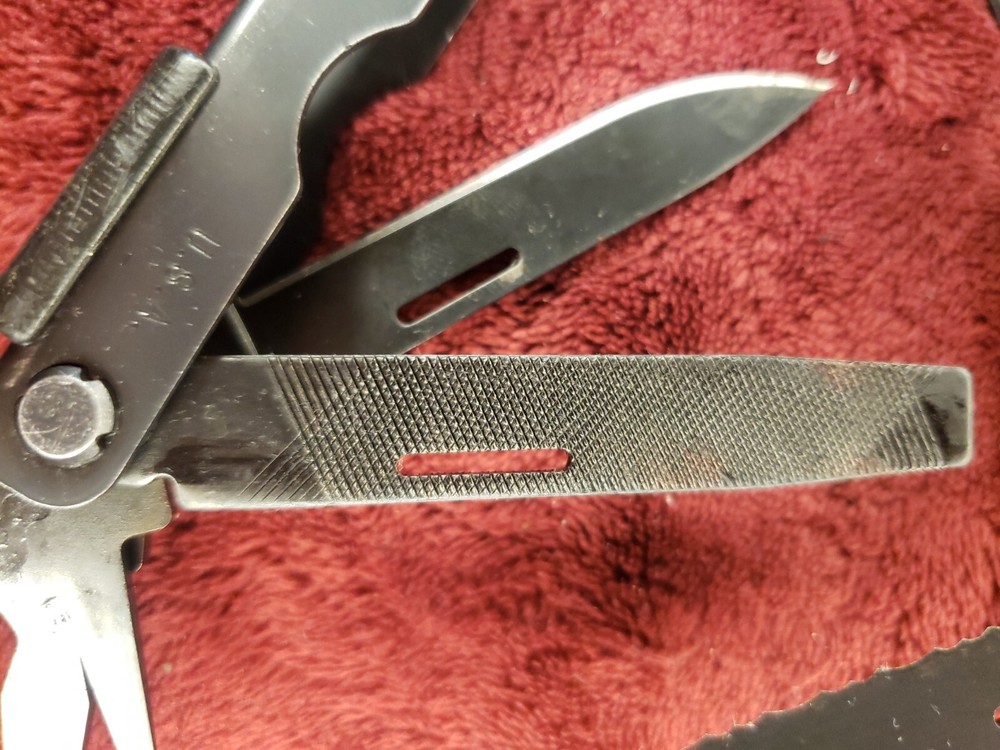 🔪🔪 Gerber Multi Tool Black Needlenose MP600