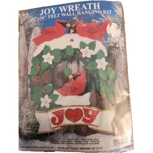 New Design Works Joy Wreath Felt Wall Hanging Kit #5135
