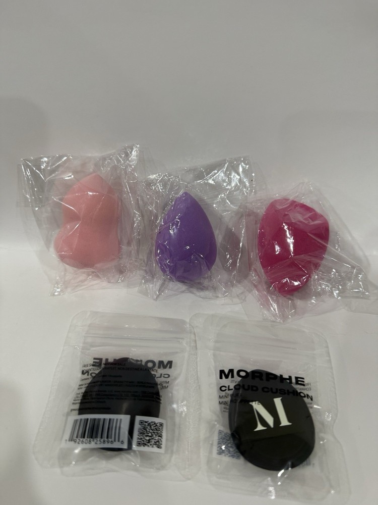 Morphe Cloud Cushion Mini Puff 2-piece And Foundation Egg Blender Egg 3-piece