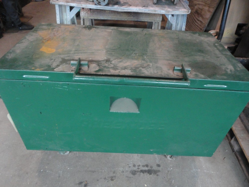 GREENLEE "SUPER" Tugger Cable Puller with all Hardware and Storage Box