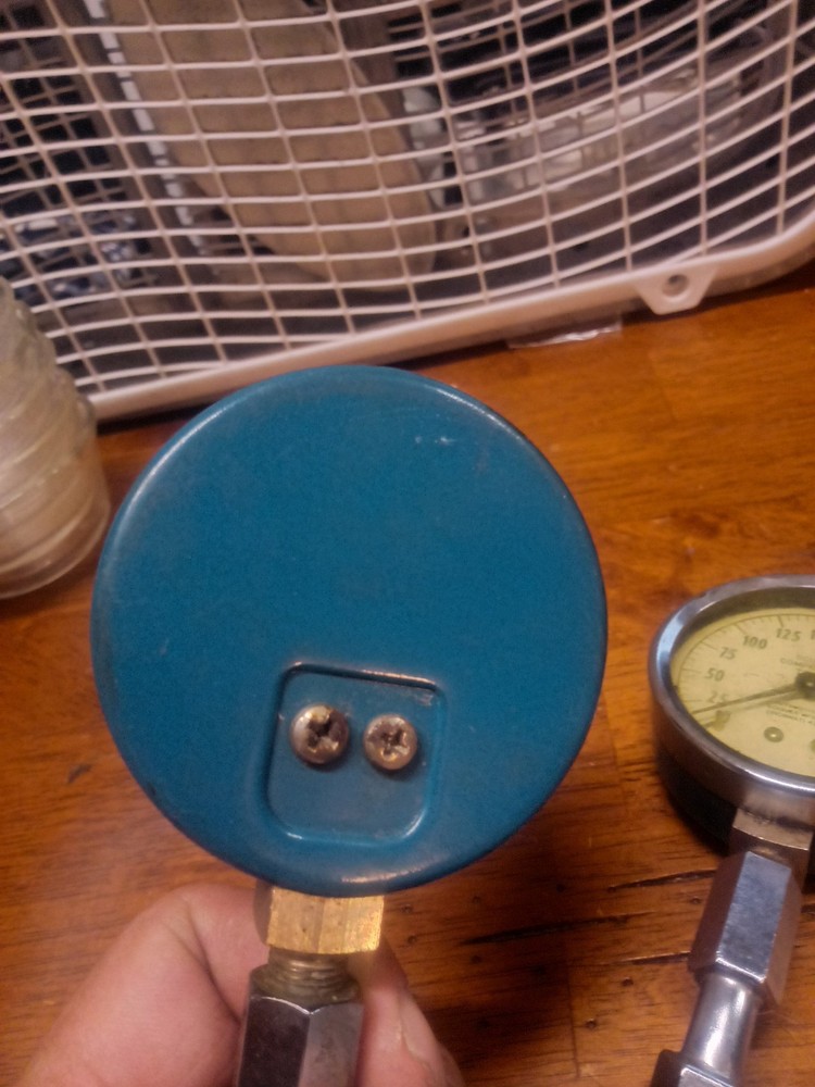 2 Vintage USA Compression Tester Schauer Auto Engine Motor Untested 0-300 PSI