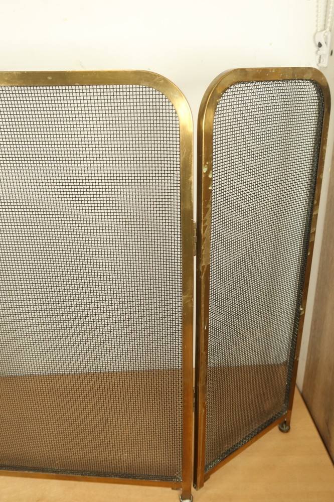 Vintage Solid Brass Fire Guard Fireplace Spark Spit Screen Folding 3 Mesh Part