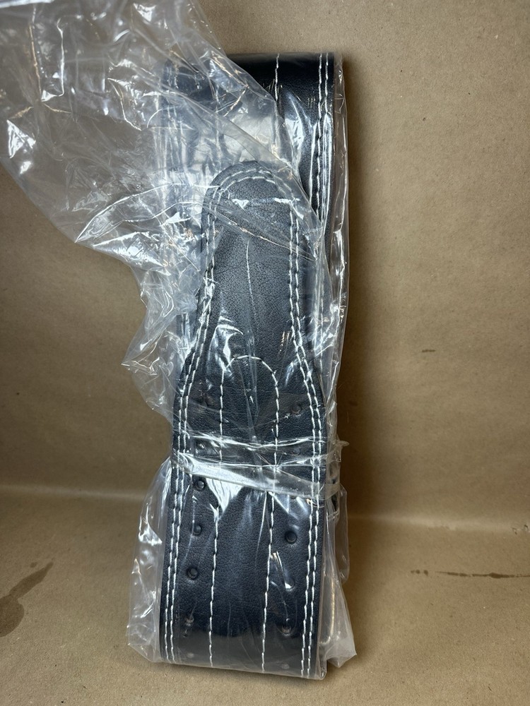 Elevens Leather Weightlifting Belt Size Medium 30”-34”Black