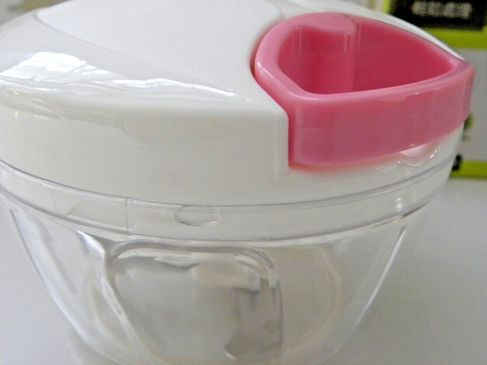 Multi-Functional Food Chopper Vegetable Fruit Slicer/ Dicer 16OZ Container NEW