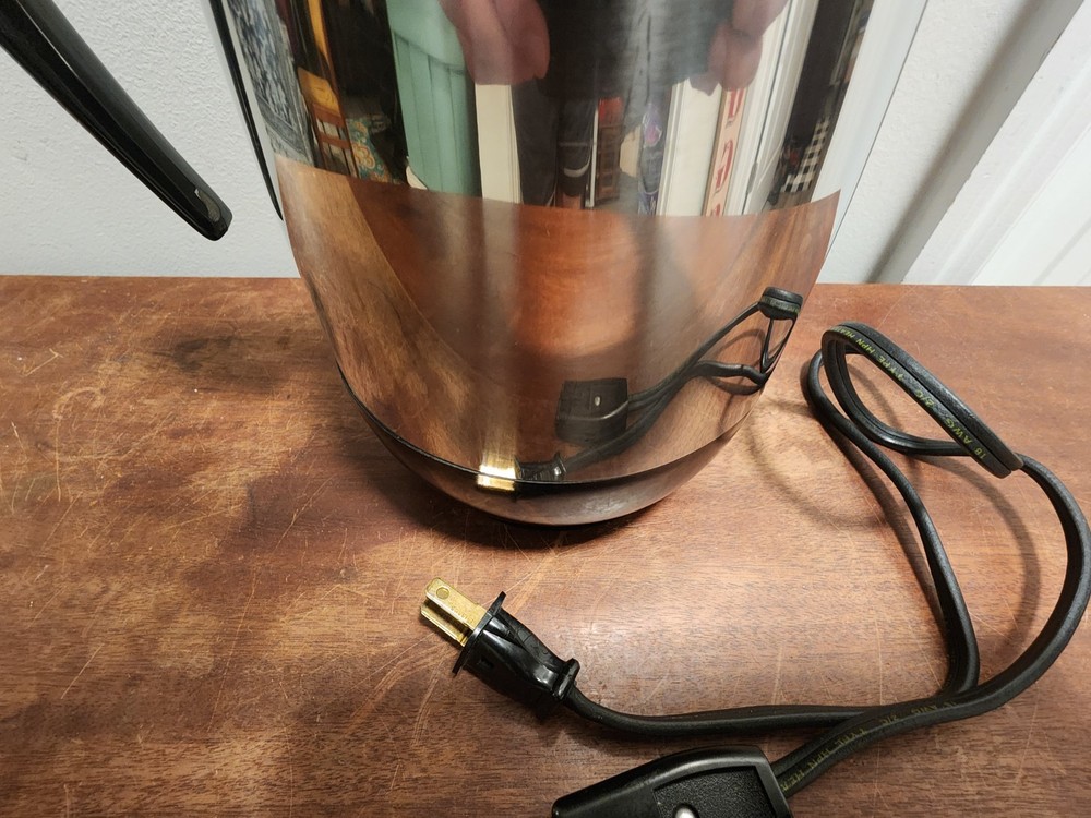 FARBERWARE 8 CUP SUPERFAST PERCOLATOR MODEL NO. 138B With Cord