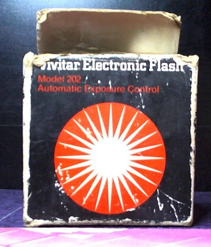 Vivitar Electronic Flash Model 202 With Automatic Exposure Control (1970’s)