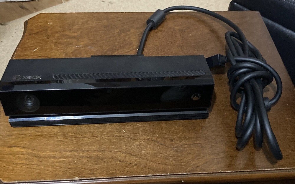 Microsoft Xbox One Kinect Camera Motion Sensor Bar Black  with 8’ Cable