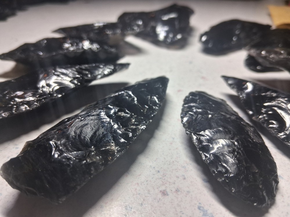 10 Arrowhead Piece Set Modern