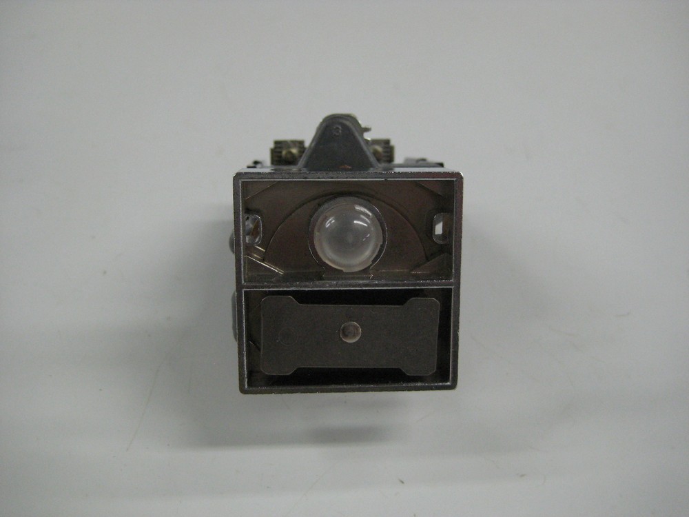 CUTLER HAMMER E30DA PUSHBUTTON NSMP