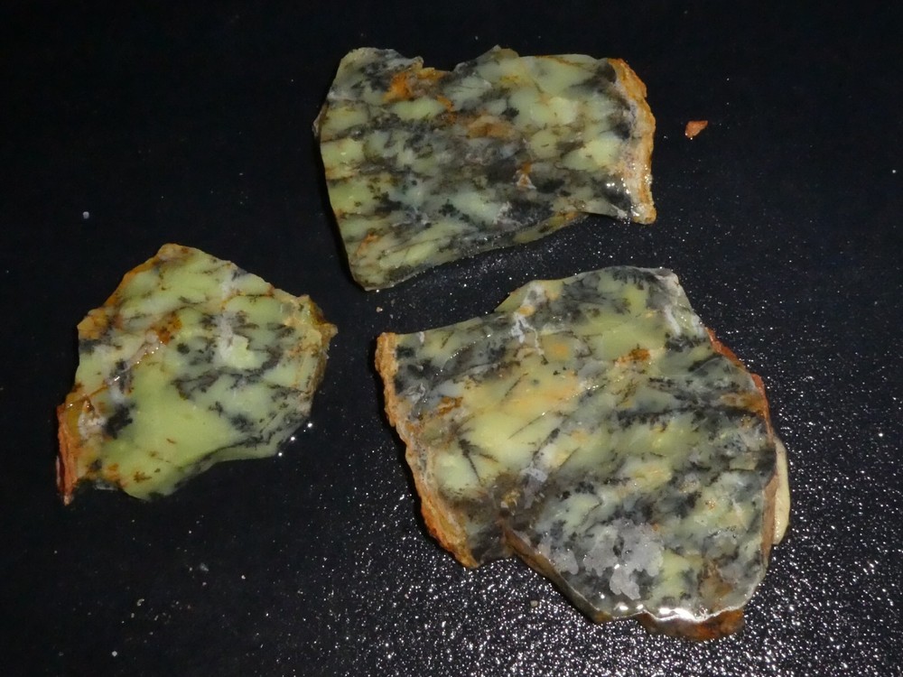 Dendtritic Opal  3 small pieces -rough -cabbing-display--NEW
