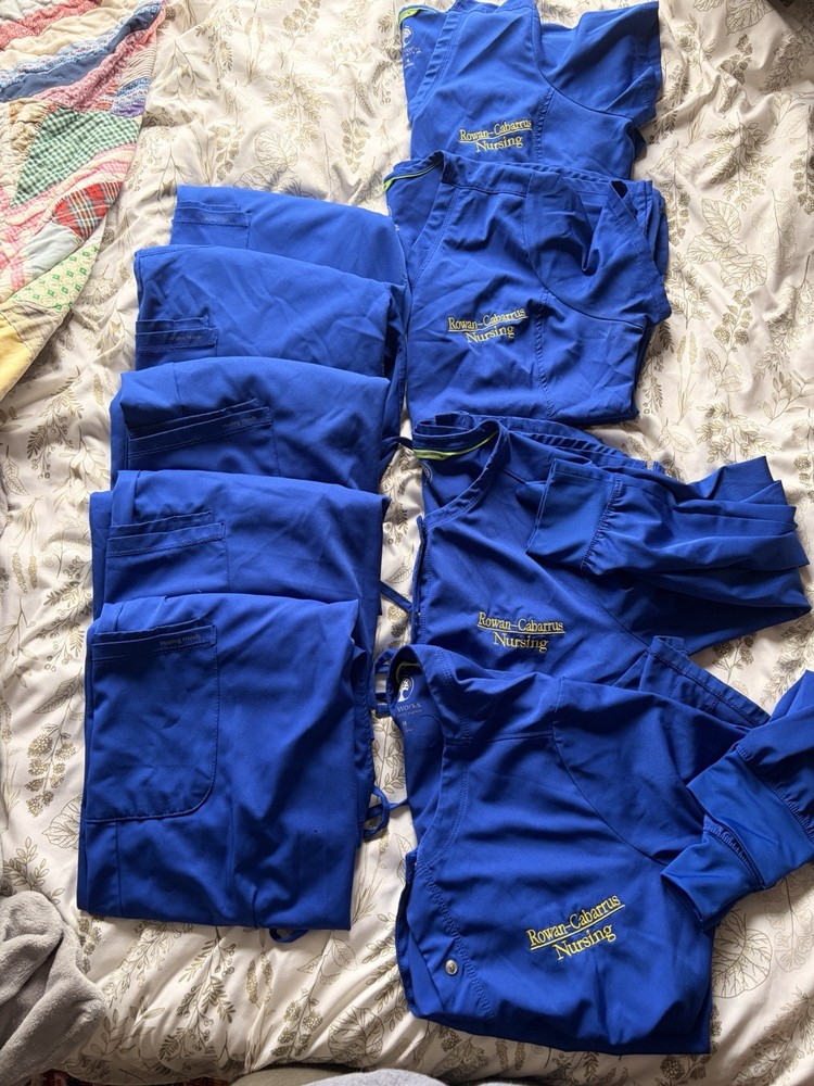 HH Works Women's Blue Medical Scrubs Set Solid Pattern Uniform Multiple Pieces
