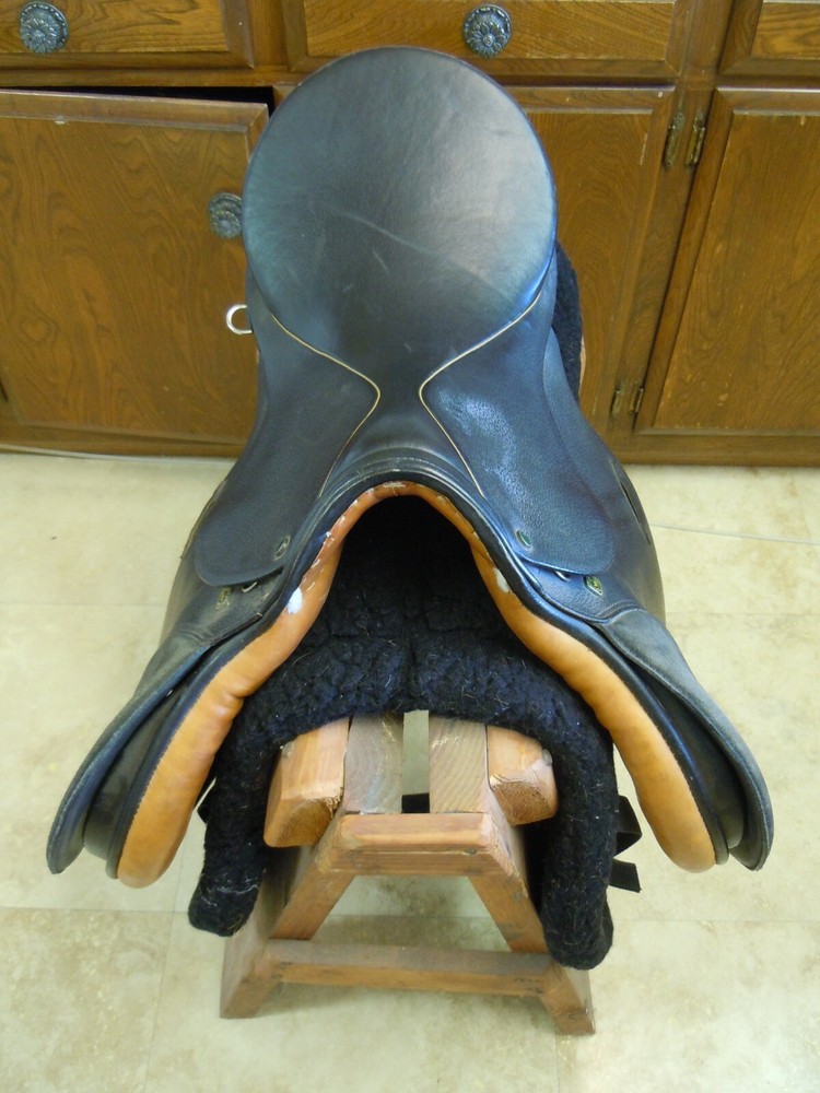 Stubben Siegfried 16" Seat Medium Width Black Leather All Purpose Horse Saddle