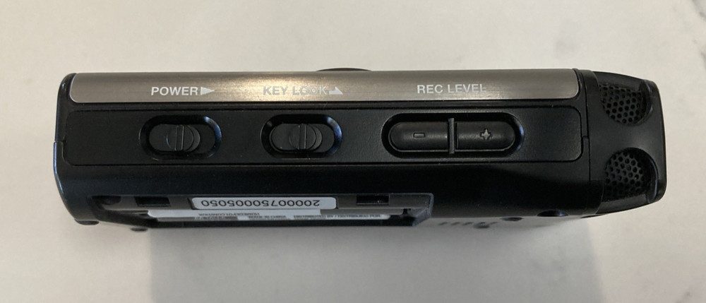 Marantz PMD620 Digital Handheld Recorder With Soft Case And Power Adapter