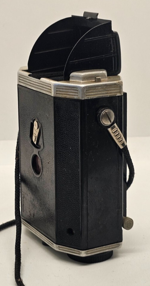 Eastman Kodak Brownie Reflex Synchro Model Box Camera