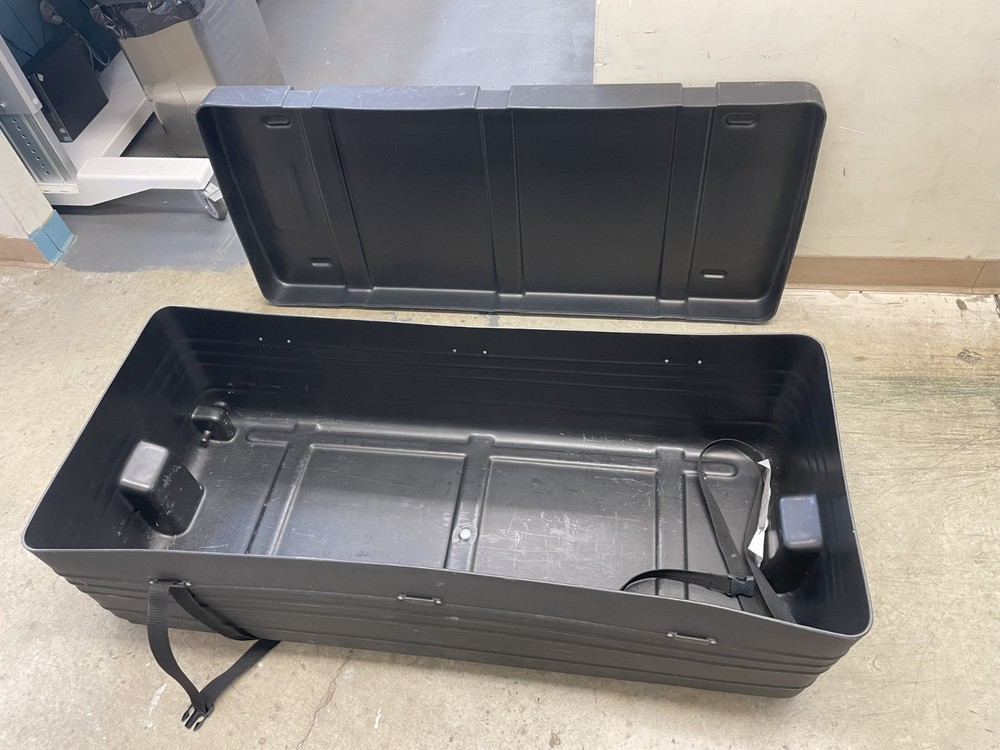 DA-LITE 6'x8' Projector Screen With Truss Deluxe Frame With Roller Case