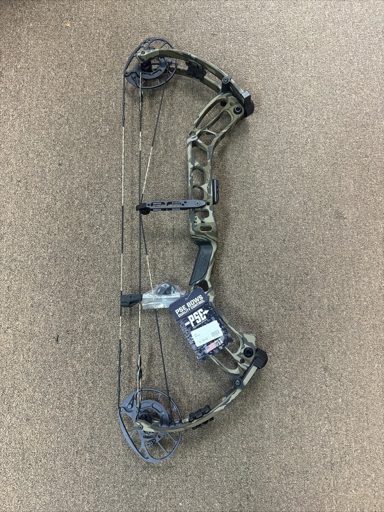 PSE Evolve 30 DS EC2 RH 70lb Bottomland Compound Bow
