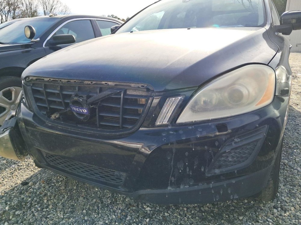 S60 2012 Glove Box 4902412