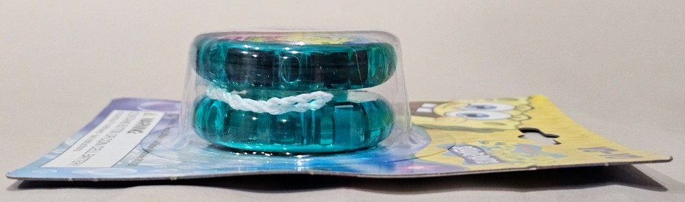 SpongeBob SquarePants Light Up YO-YO Nickelodeon, Blue, New