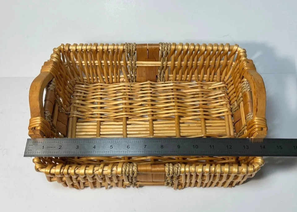14 x 10 x 6” Rectangular Wicker Basket Natural Weave Light Brown Handle Gift vtg