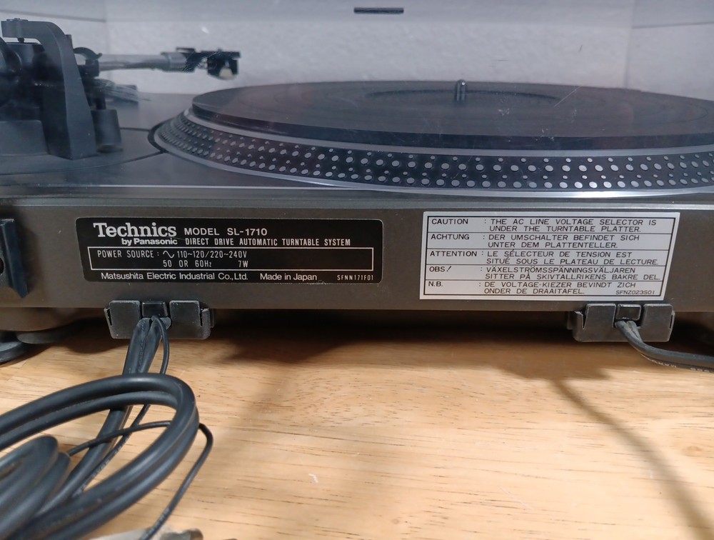 🎵 BEAUTIFUL! Technics SL-1710 Direct Drive Turntable - Excellent Condition! 🎵