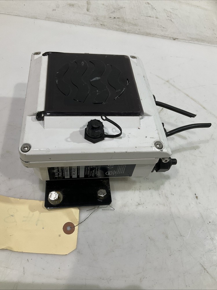 MCCROMETER PC-RA1 E20-06876 ELECTROMAGNETIC FLOWMETER CONVERTER K2M