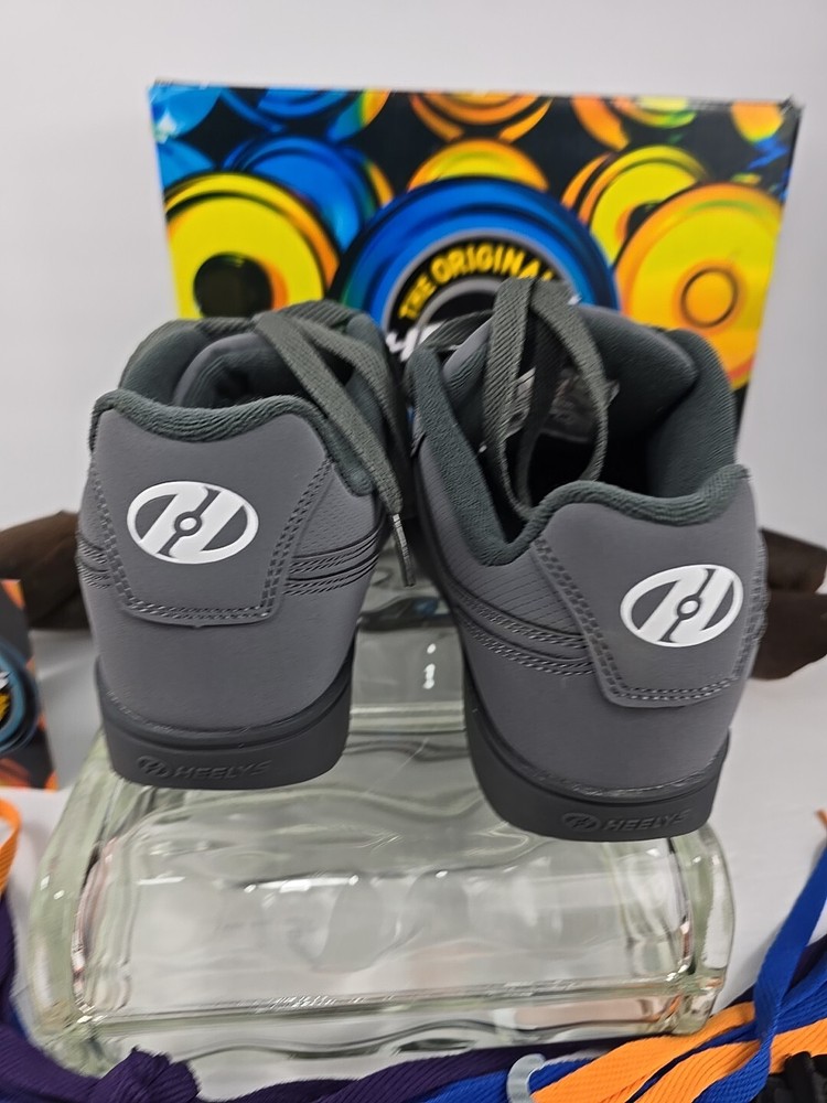 Heelys Motion plus Triple Charcoal Shoe Strings X 4 Tools Heel Cap Box New