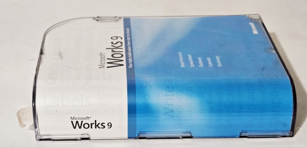 Microsoft Works 9 Windows Software Tool Word Processor Spreadsheet DB W/ Case