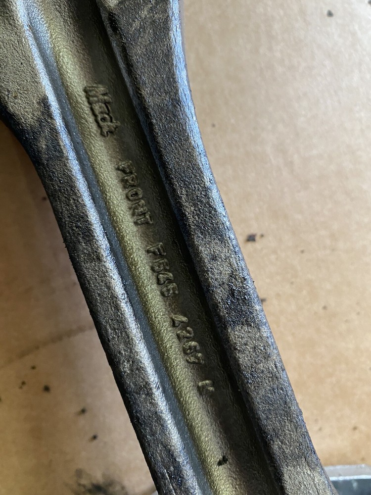 Mack E7 Connecting Rod & Piston ML4E9-10