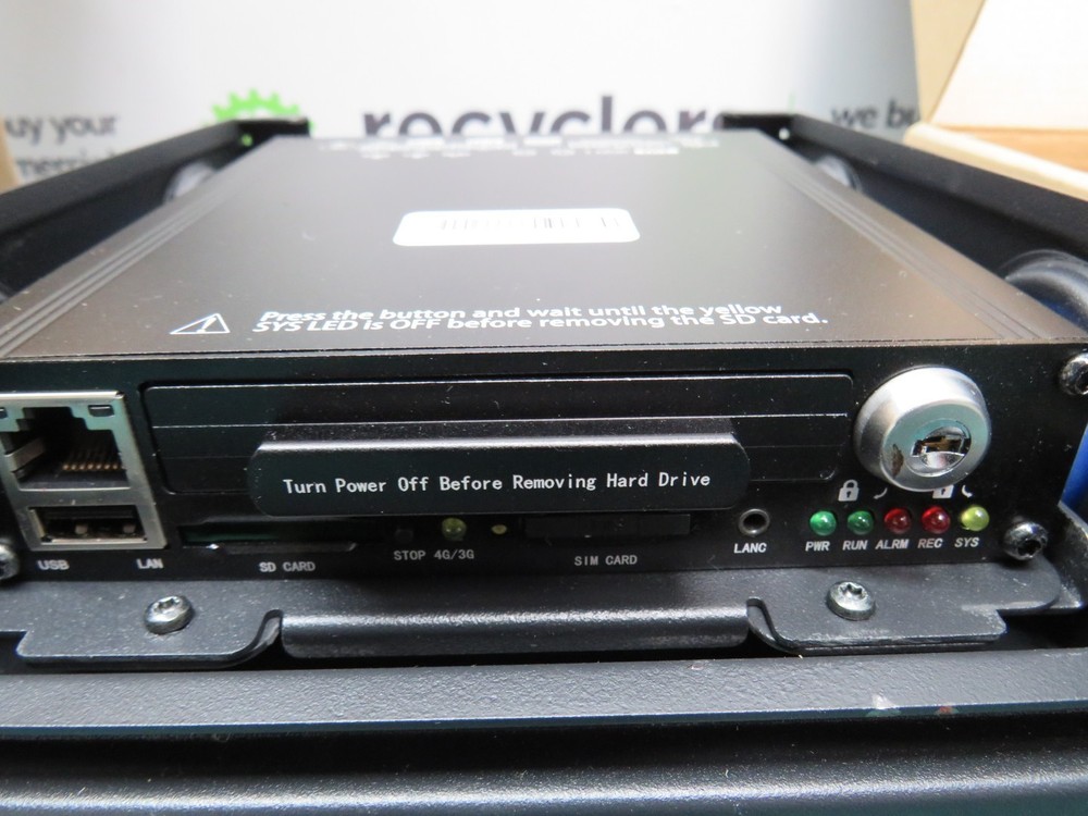 MOBILE DVR HERO-ME32-04