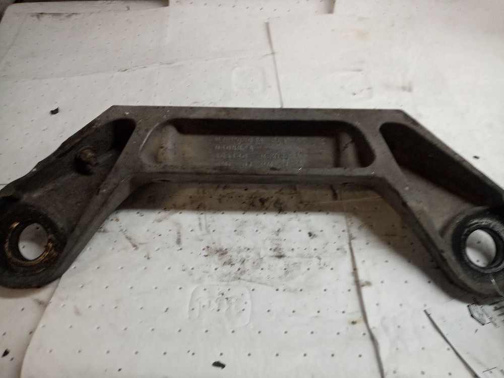 07-08034 Peterbilt 387 Front Engine Mount (11771220