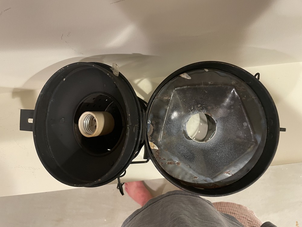 Outdoor light fixture