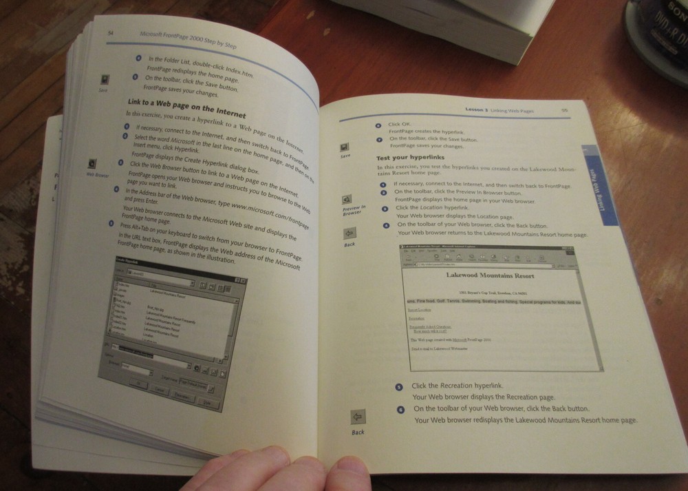 "Step by Step" - Microsoft FRONT LINE 2000; User Manual